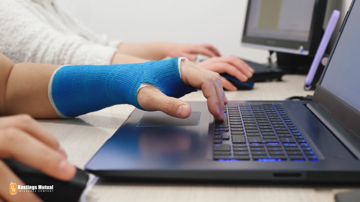 Typing in hand cast