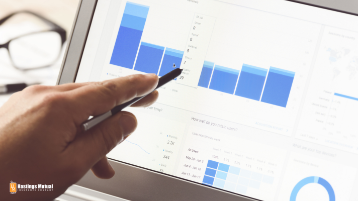 computer monitor with SEO analytics